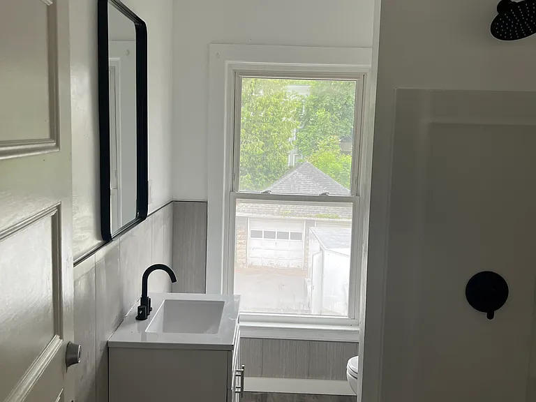 51 Oak St — Photo 12