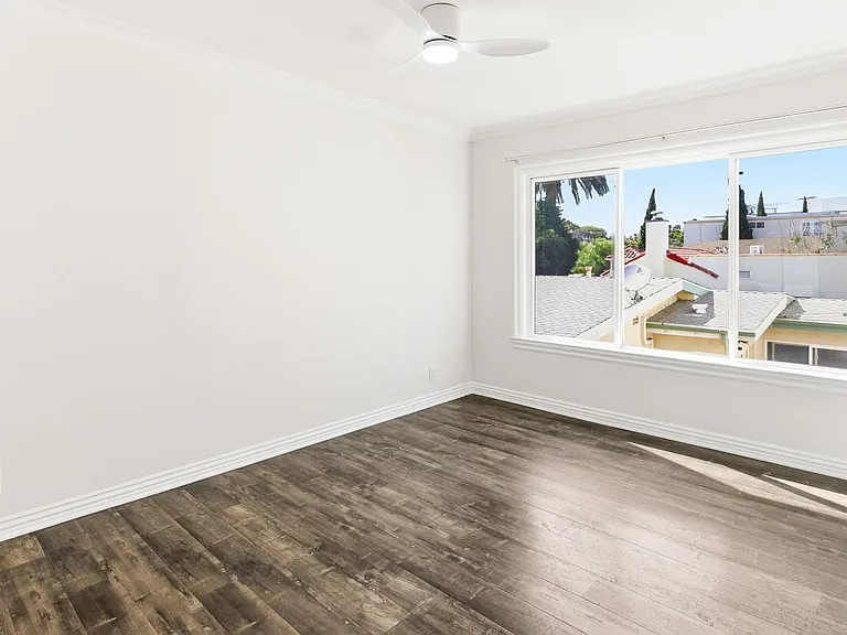 833 15th Street — Photo 16
