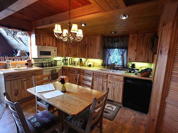 4th image of 3063 N Carpenter Lake Rd #N