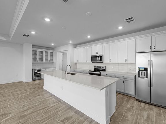 Chef-inspired kitchen with designer finishes