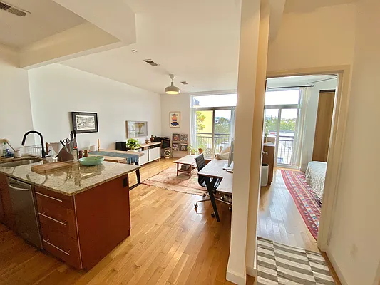 Rented by Dream Space Realty | media 14