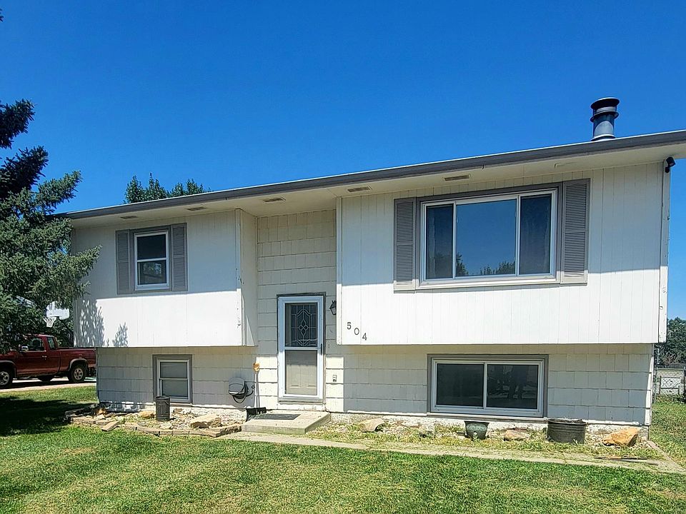 2nd image of 504 Lion Dr
