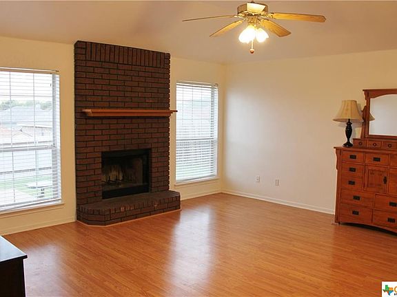 4th image of 3906 Split Oak Dr