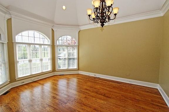 3rd image of 1233 Reserve Pl