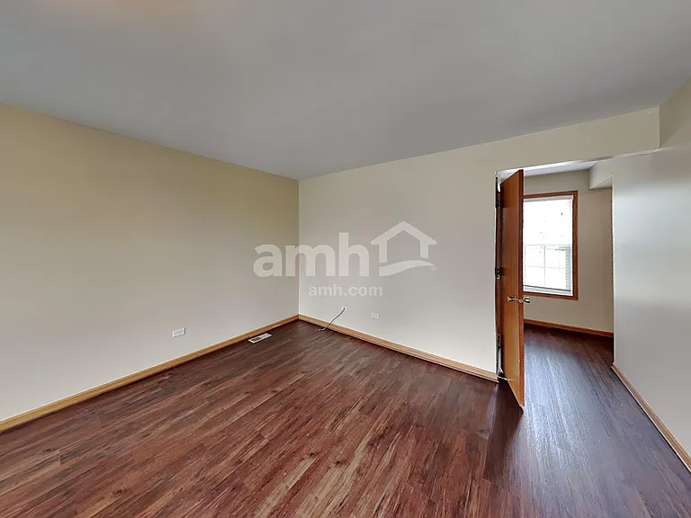 1305 Bassett Dr — Photo 8