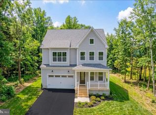 823 Buckingham Dr, Severna Park, MD 21146