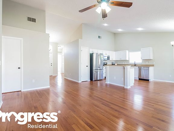 4th image of 2659 Cahill Way