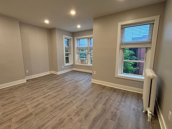 2nd image of 1347 Euclid St NW #1349-201