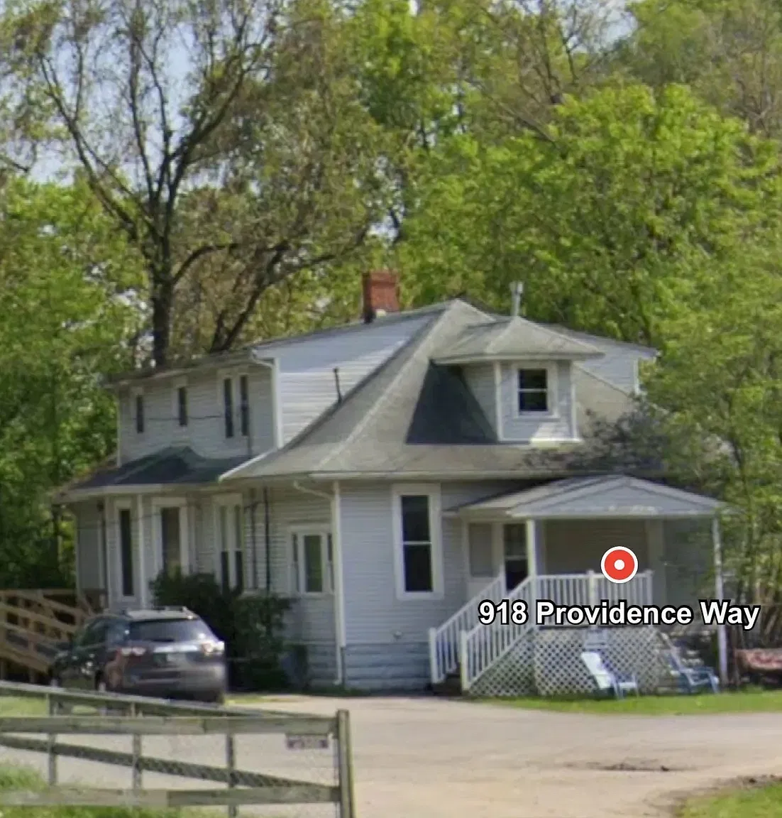2 bed, 900 sqft, $1,200 — Photo 1