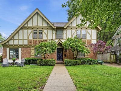 615 W 67th St, Kansas City, MO, 64113