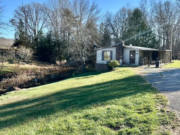 1500 Coal Hill Rd, Sunbright, TN 37872
