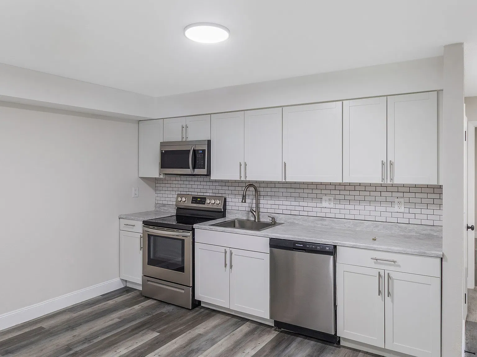 3 bed, 1278 sqft, $1,850 — Photo 3