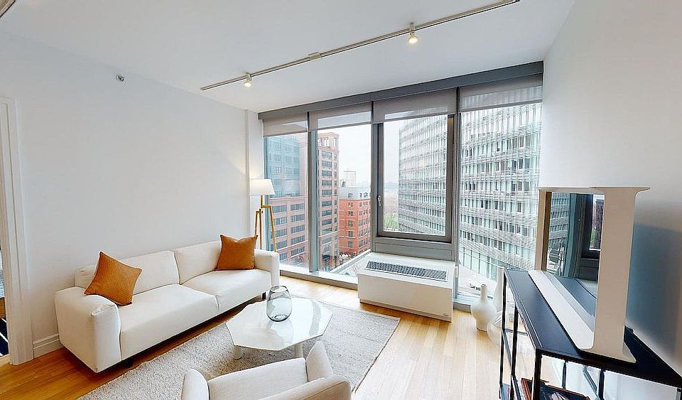 1st image of 550 W 54th St APT 1104