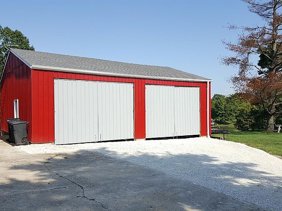 3rd image of 5192 Country Hills Dr