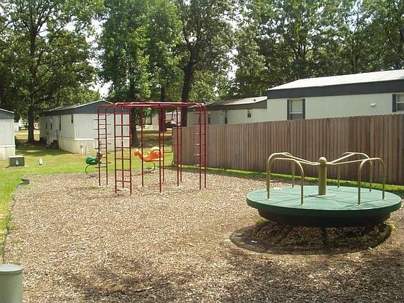 Oak Lake Playground