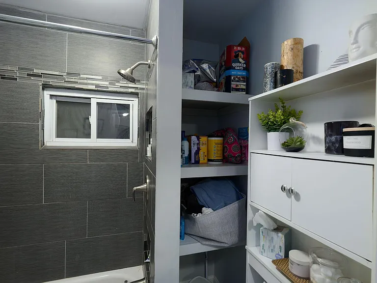 815 Collings Ave #3 — Photo 4