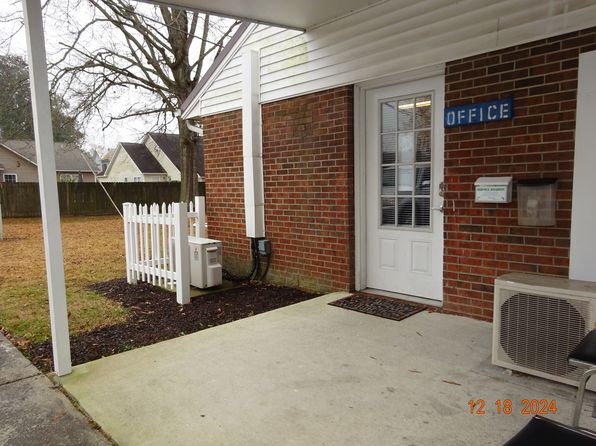 Mays Landing, 602 Mattocks Ave, Maysville, NC 28555