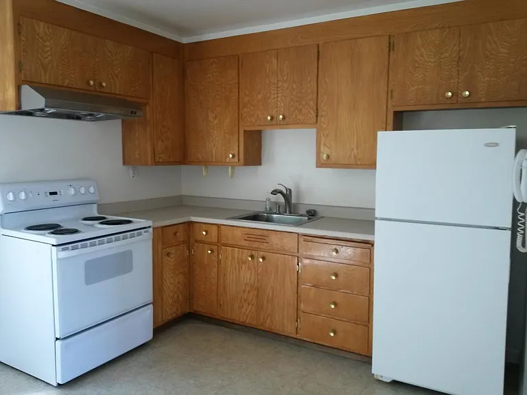 2313 Roosevelt Ave #6 — Photo 1
