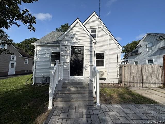 1st image of 60 Center Avenue