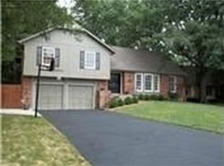 8508 W 72nd St, Overland Park, KS 66204
