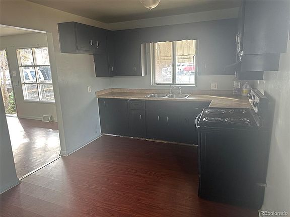 5th image of 1608 Kingston St