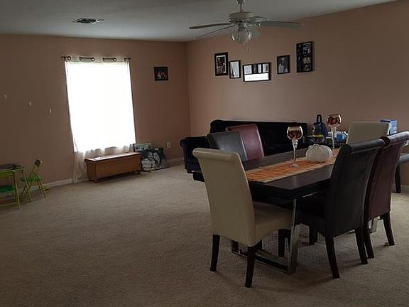 5th image of 306 Shad Way