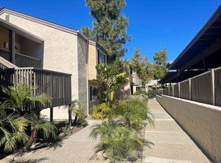 8640 Via Mallorca APT E, La Jolla, CA 92037