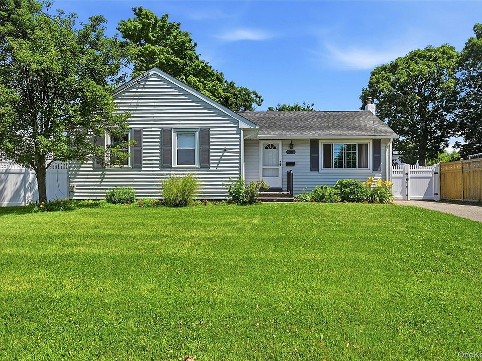 1st image of 49 Bacon Lane