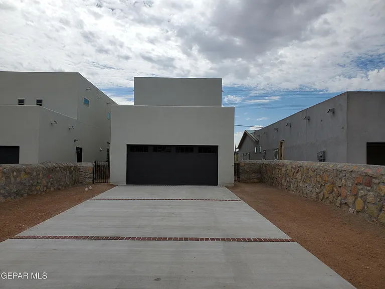 14679 Pebble Hills Blvd — Photo 30
