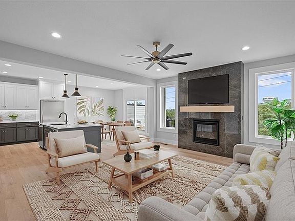 5th image of 4023 NE Sagamore Dr #C
