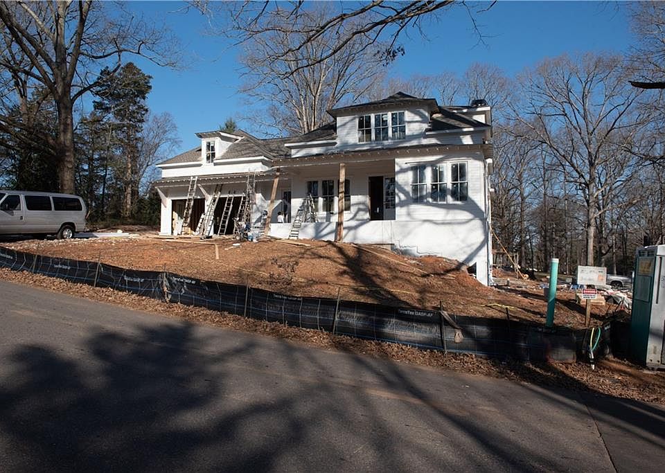 1st image of 308 Saint Marys Ln NW