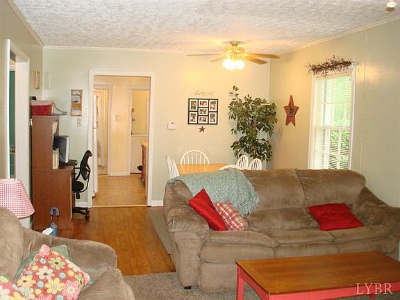 4th image of 1116 Moseley Dr