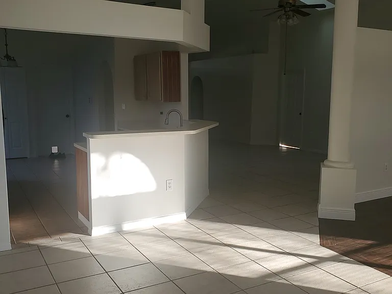665 Brightview Dr — Photo 7