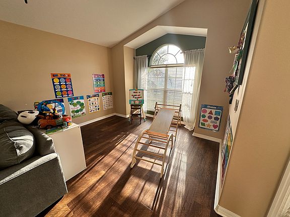 3rd image of 9747 Pecky Cypress Way