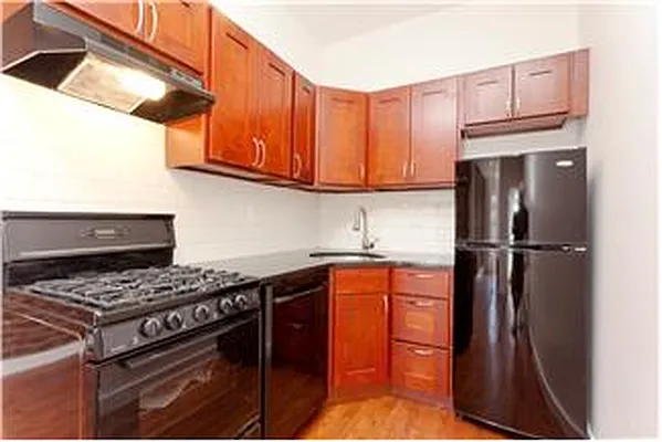 Rented by Mark David | media 16