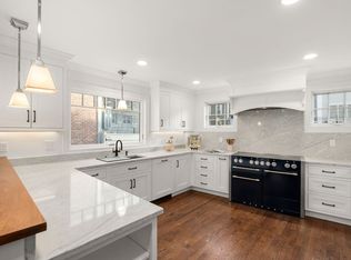 10 Bartlett St, Charlestown, MA 02129
