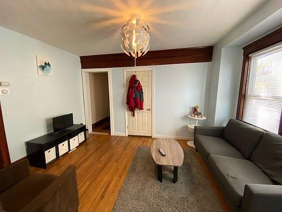 3rd image of 337 New York Ave #2