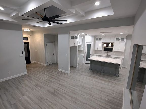3rd image of 1310 Plata Dr