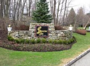 84 Maple Ln #3011, Mount Arlington, NJ 07856