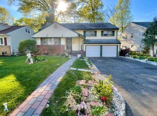 69 Parkside Rd, Plainfield, NJ 07060