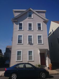 143 W 8th St #1, South Boston, MA, 02127