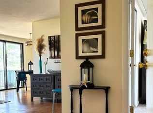 855 W Main St #8, Barnstable, MA 02630