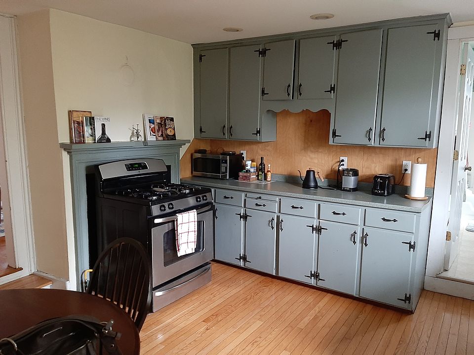 Kitchen gas stove