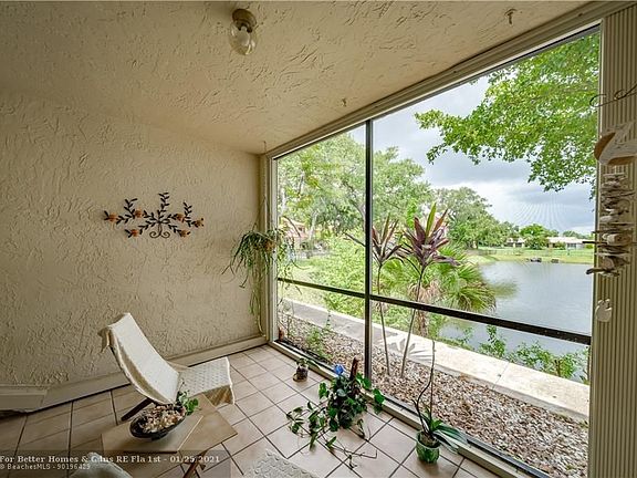 3rd image of 3539 Emerald Oaks Dr #2804