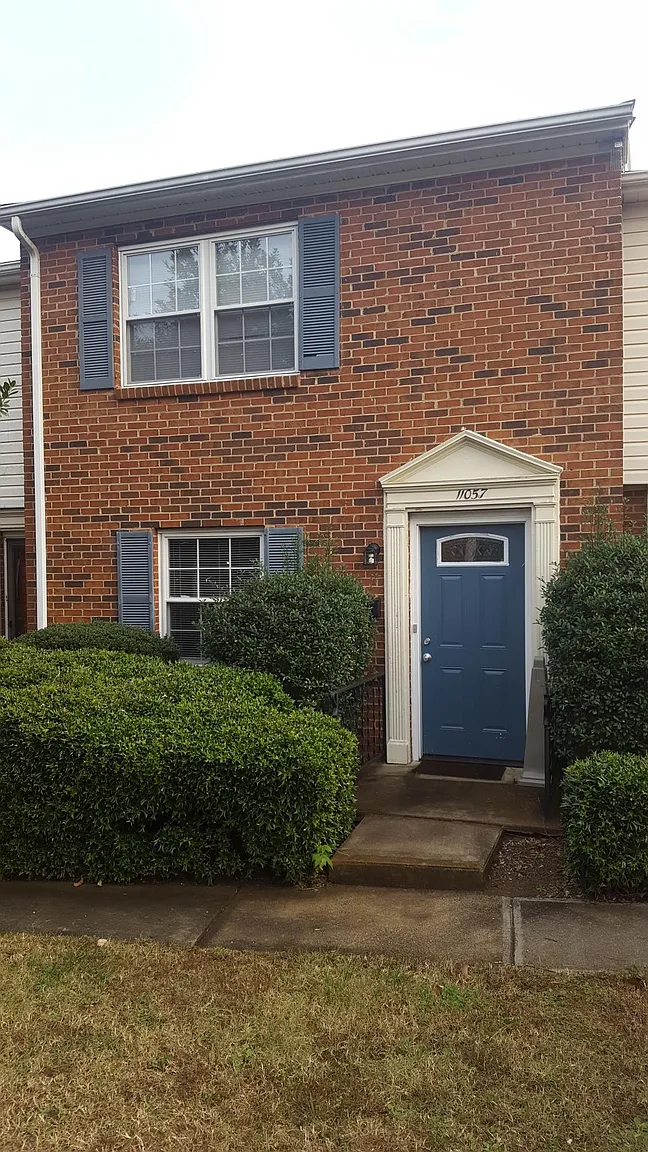 11057 Hunter Trail Ln photo 1