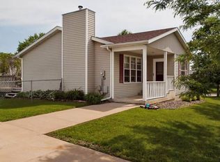 2015 51st St NW, Rochester, MN 55901