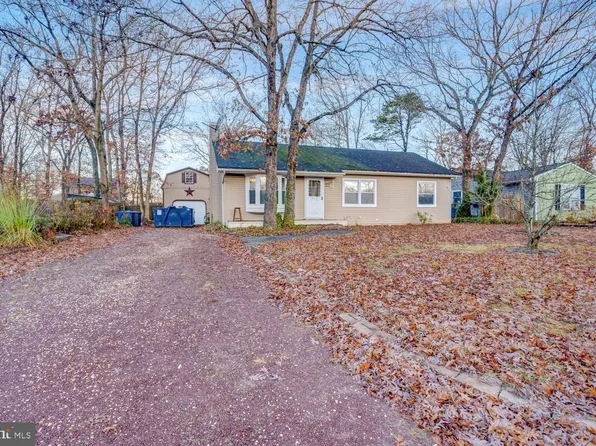 84 Capstan Ave, Manahawkin, NJ 08050
