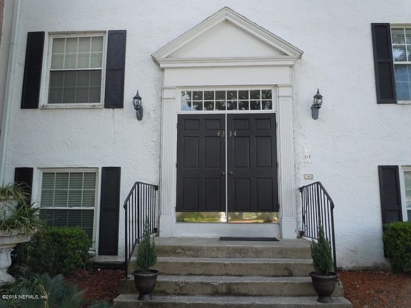 3rd image of 4334 Plaza Gate Lane S