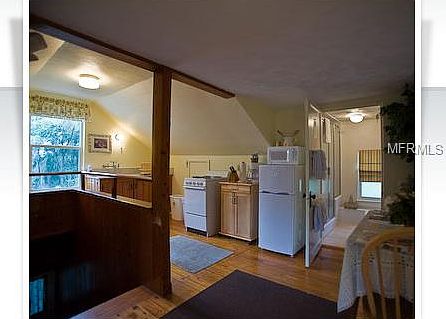 5th image of 619 N Tremain St
