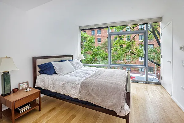 Sold by Taylor Real Estate Group, LLC | media 10